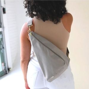 Logan & Lenora Sling bag